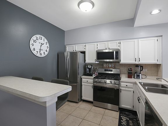 4th image of 189 Polaris Dr #32