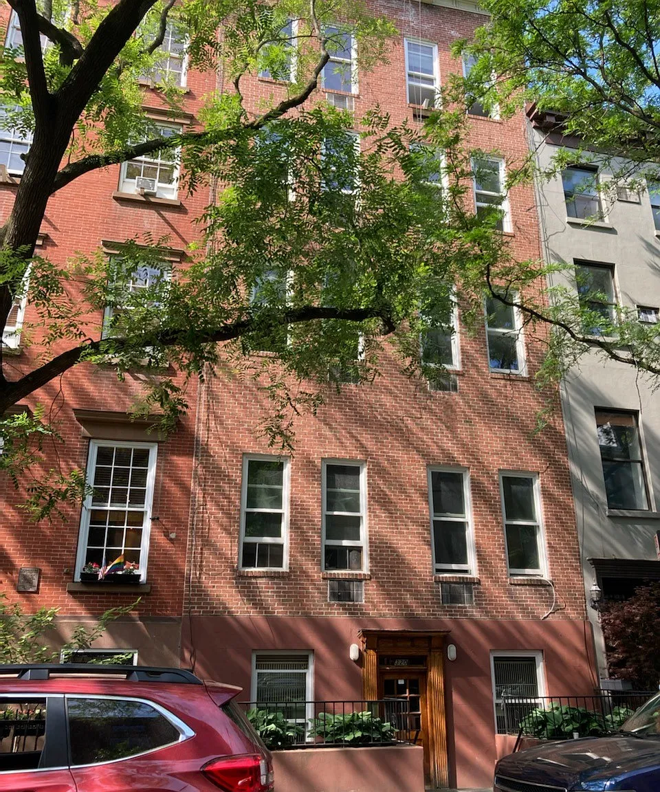 320 West 22nd Street — Photo 3