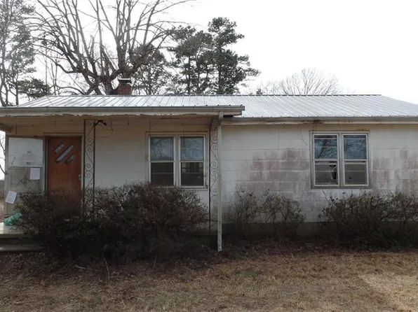 217 Wilbur Doss Rd, Dobson, NC 27017