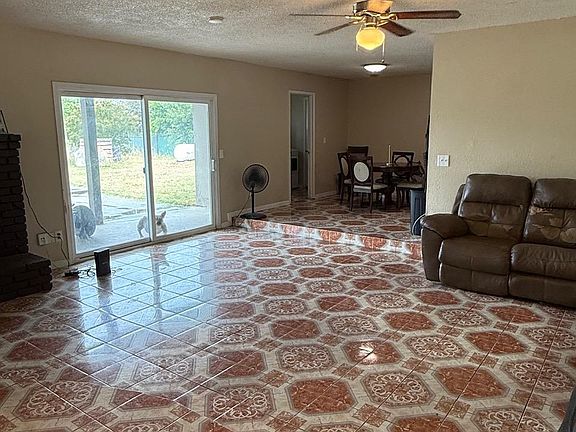 5th image of 17316 Camden Dr