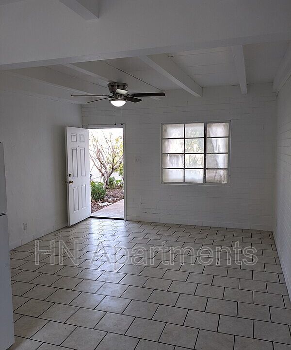 1st image of 4129 N 33rd Dr #11