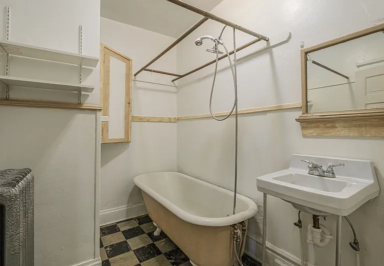 1060 Grand Ave #6 — Photo 6