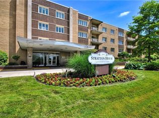22655 Chagrin Blvd APT 205, Beachwood, OH 44122