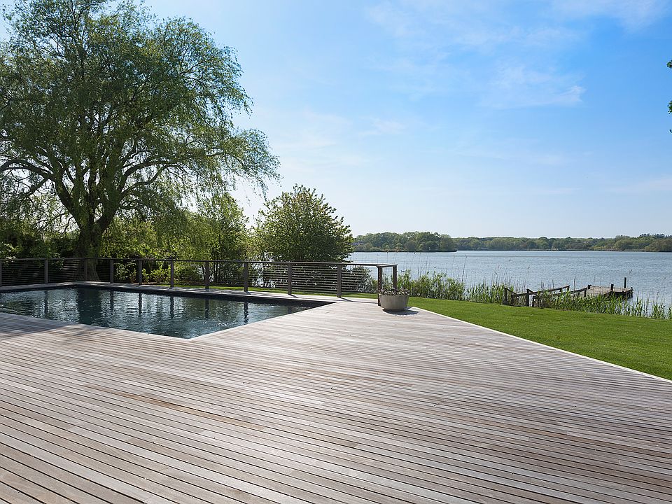 1st image of 262 Mill Pond Ln