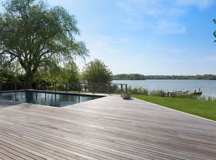 262 Mill Pond Ln, Water Mill, NY 11976