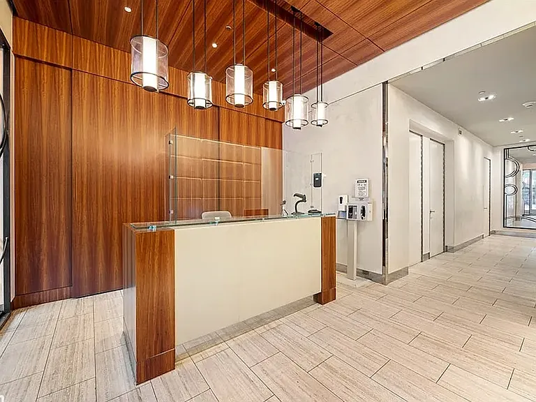 124 W 23rd St #4B — Photo 12