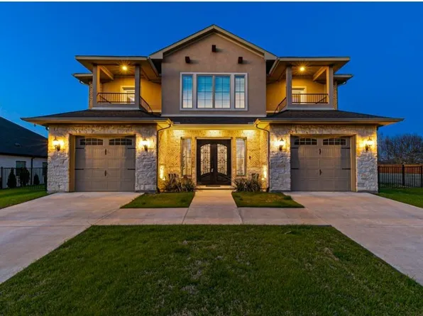 202 Scenic Dr, Heath, TX 75032