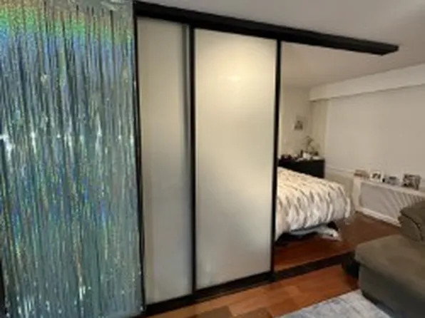 210 West 89th Street image 1 of 7