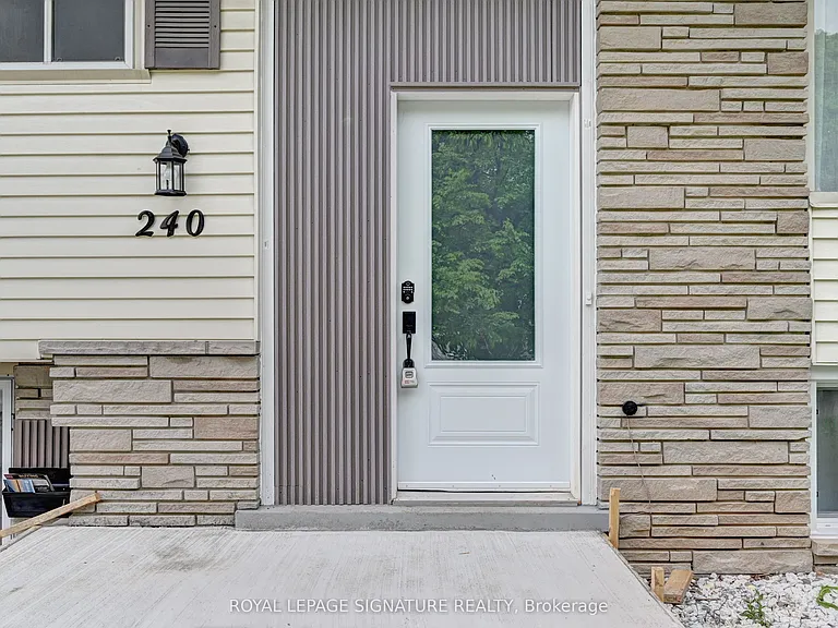 240 Stonybrook Dr — Photo 6