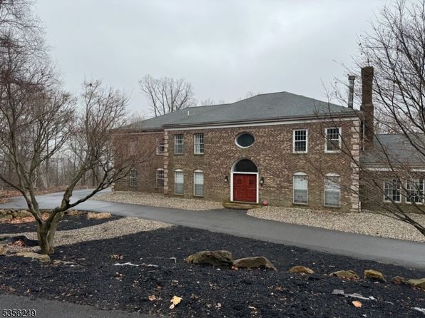 32 Forces Hill Rd
