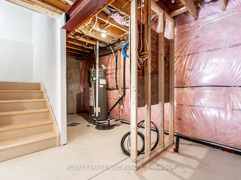 121A Moffatt St #25 — Photo 29