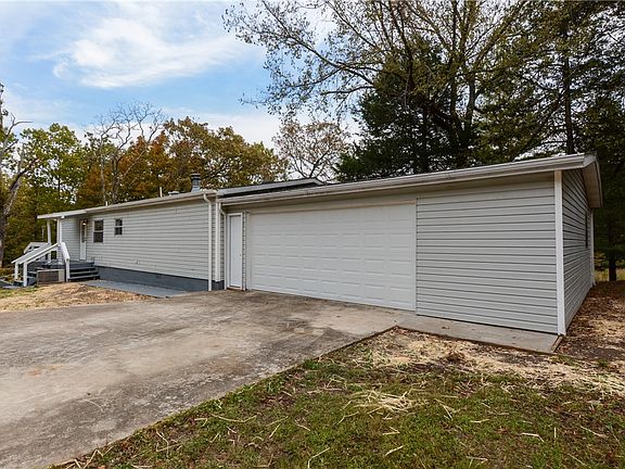 5th image of 25146 Indian Woods Dr