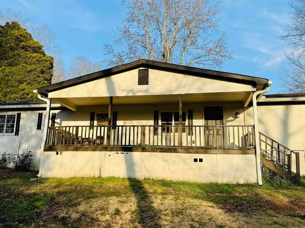 69 Sharon Dr, Springville, AL 35146