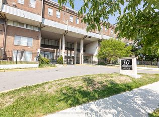 10 Eddystone Ave #116, Toronto, ON M3N 2T2
