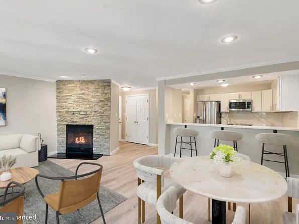 1144 Lake Heron Dr #2B, Annapolis, MD 21403