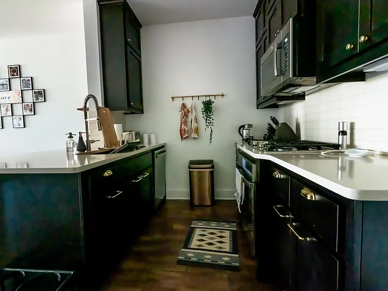 2501 Simond Ave #D — Photo 18