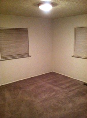 3rd image of 1160 Shepherd Ln