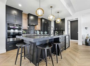 130 E Marina Cv SE #201, Calgary, AB T3M3P4