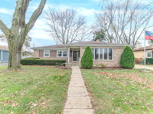 447 S Rush St, Itasca, IL 60143
