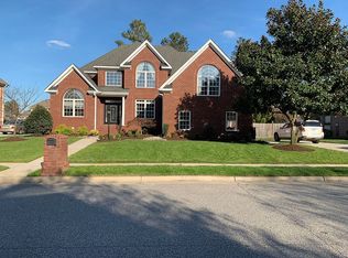 840 Redleafe Cir, Chesapeake, VA 23320