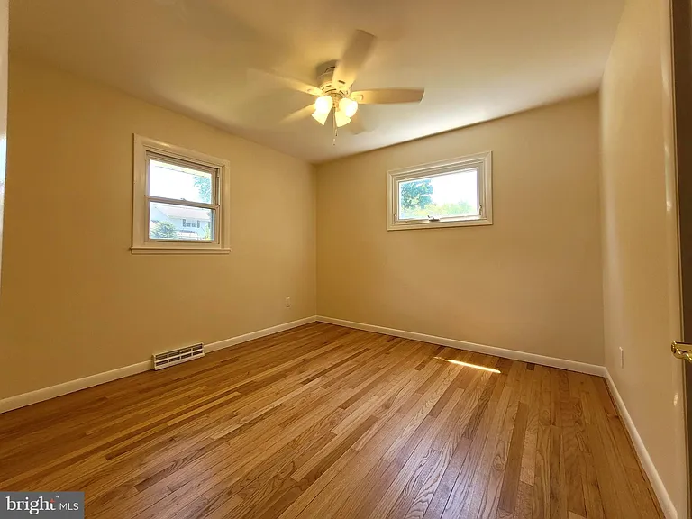 316 S Miller St — Photo 8