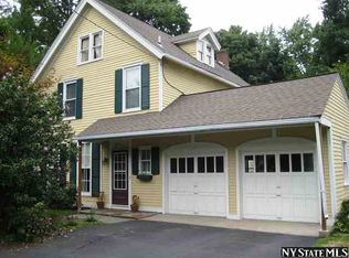 211 Menands Rd, Loudonville, NY 12211