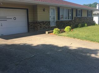 428 2nd St, Stillman Valley, IL 61084