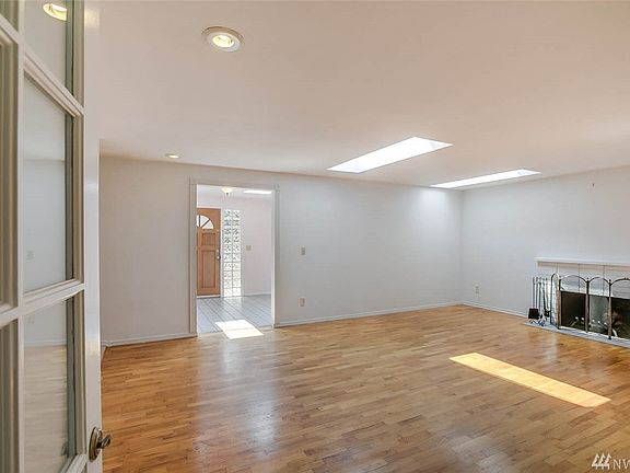 3rd image of 12412 NE 107th Pl