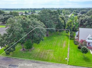 5 Oak Pl, New Iberia, LA 70563