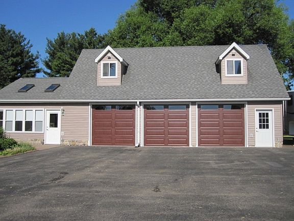 2nd image of 7976 Klondike Dr
