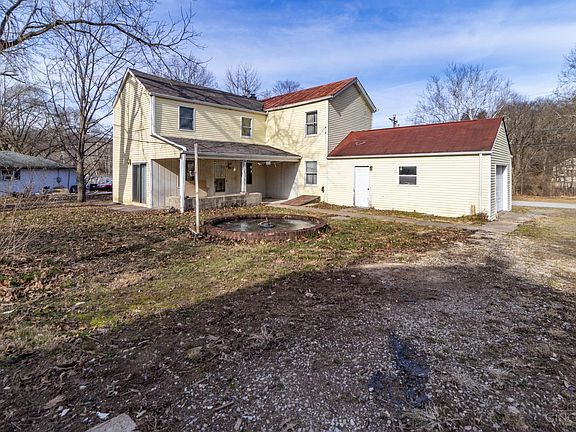 2nd image of 1193 Twelve Mile Rd