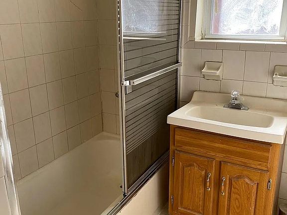2nd image of 2047 Watson Ave #2
