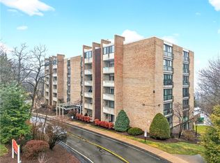55 Highland Rd APT 504, Bethel Park, PA 15102