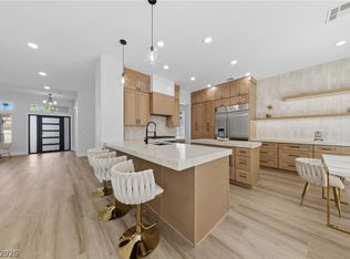 2951 Matese Dr, Henderson, NV 89052