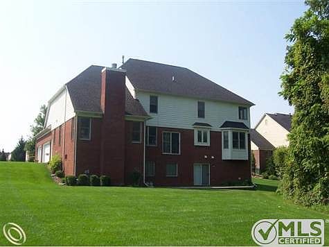 Walkout Lower Level/patio