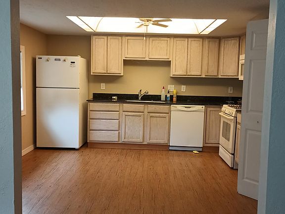 2nd image of 3911 10th Avenue Dr W #0