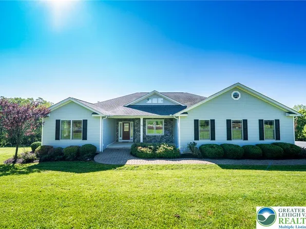 133 Shepherds Hill Dr, Bangor, PA 18013
