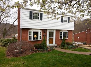 104 Upper Dr, Pittsburgh, PA