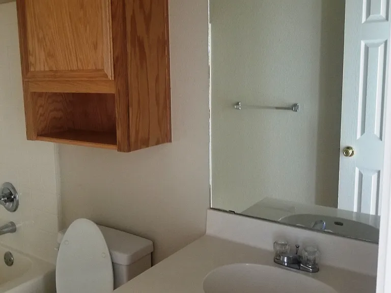306 Janelle Dr #B — Photo 11
