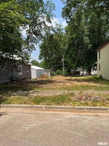716 6th St, Lincoln, IL, 62656