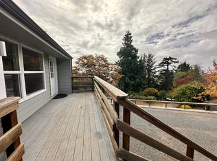 2018 Saint Maru Ln, McKinleyville, CA 95519