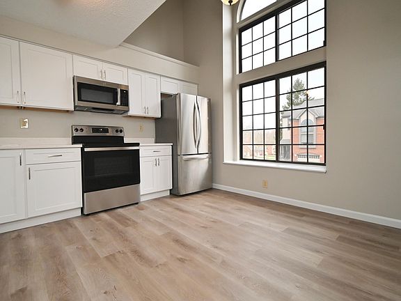 2nd image of 6648 Fairways Dr