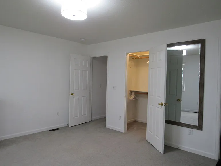 3463 Applegate Dr — Photo 7