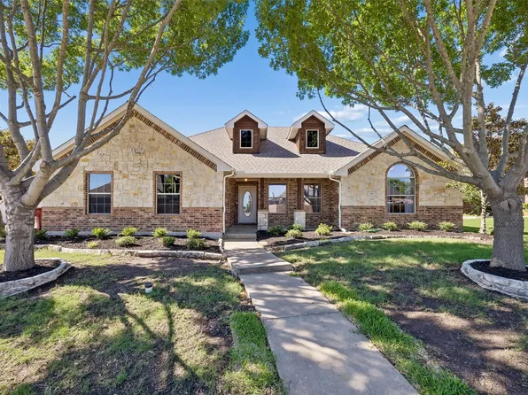 201 Midnight Dr, Royse City, TX 75189