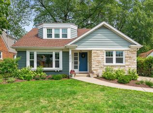 433 Dover Ave, Chicago, IL 60526