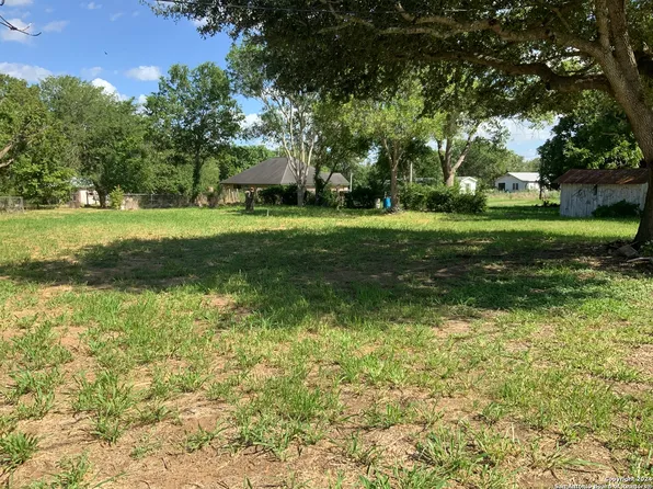 207 Leon LOT 6, Smiley, TX 78159