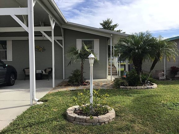 3rd image of 605 Waveside Dr
