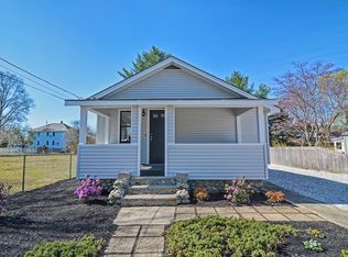 12 Allen Ave, Barrington, RI 02806