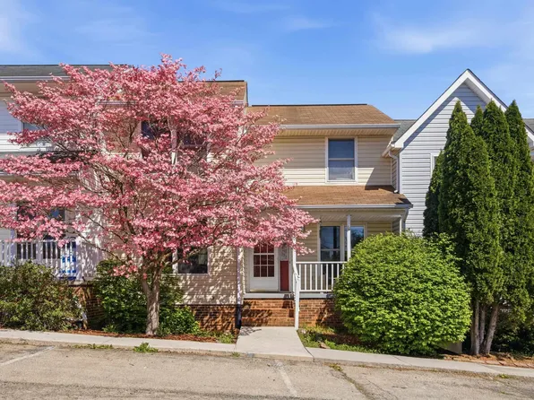 130 Warren St, Christiansburg, VA 24073