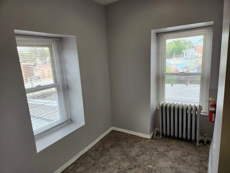 4833 Longshore Ave #3 — Photo 11